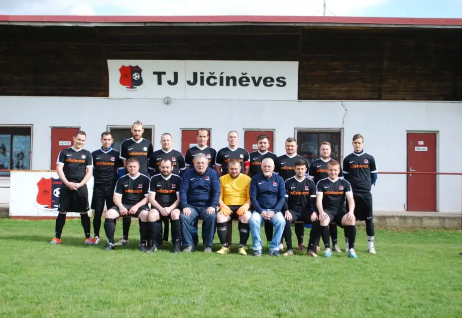 TJ Sokol Jičíněves : SK Češov 3:0 (2:0)
