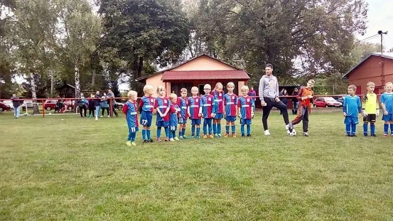 Nejmenší odehráli své první oficiální zápasy