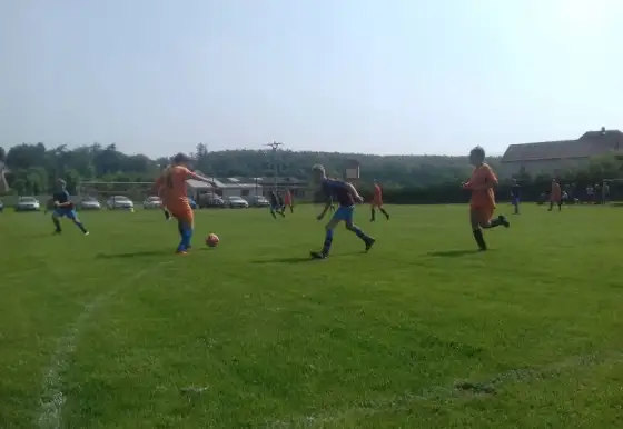 Bojovné utkání nadstavby žáků TJ Sokol Jičíněves - Chomutice 3:6 (1:1)
